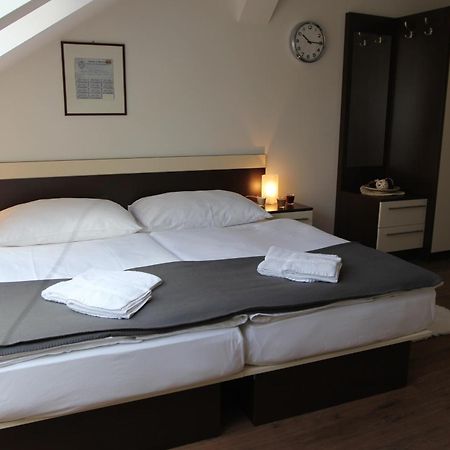 Residence Vysta Praga Quarto foto